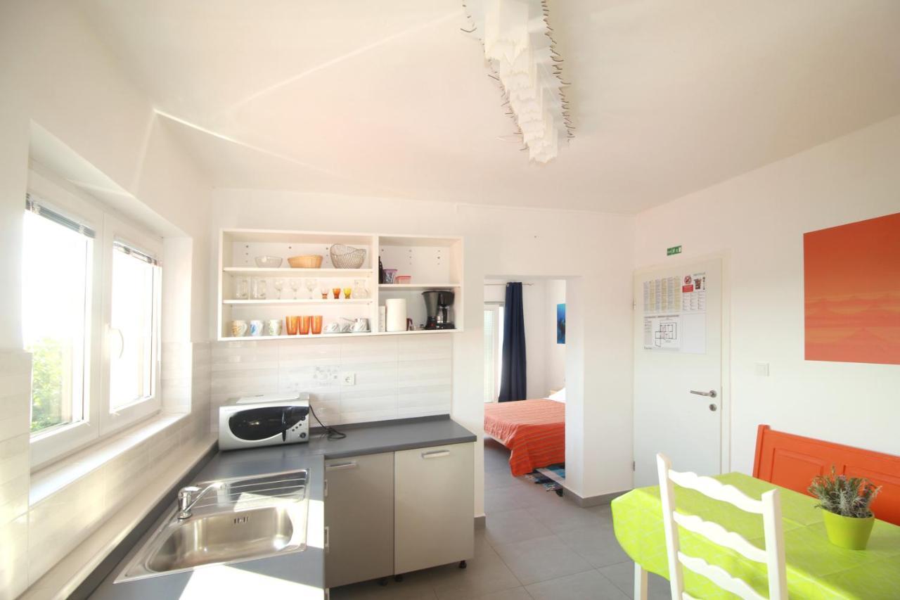 Apartmani Zem, Krk Krk Town Esterno foto